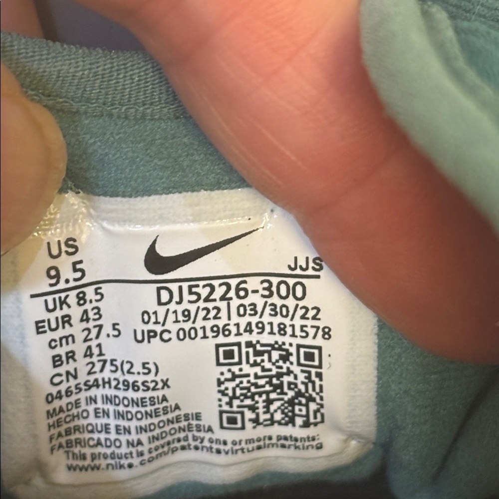 Nike Offline 3.0 Mules - Picture 9 of 9